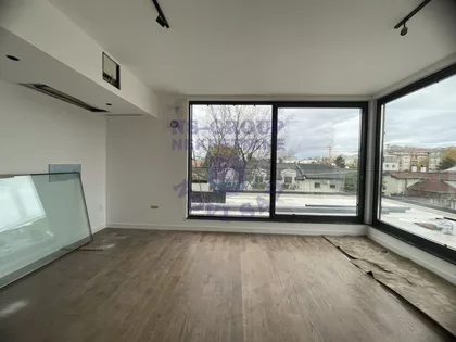 Cara Dušana | 4zida.rs