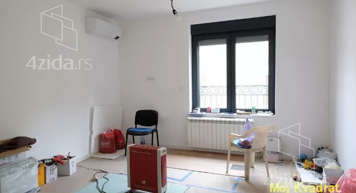 Šestosoban stan | 4zida