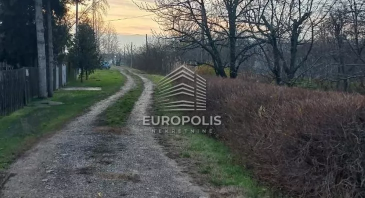 Građevinsko zemljište | 4zida