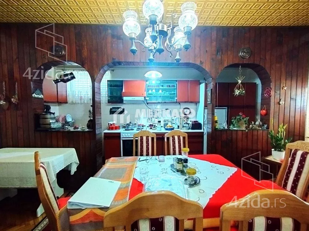 Kuća | 4zida