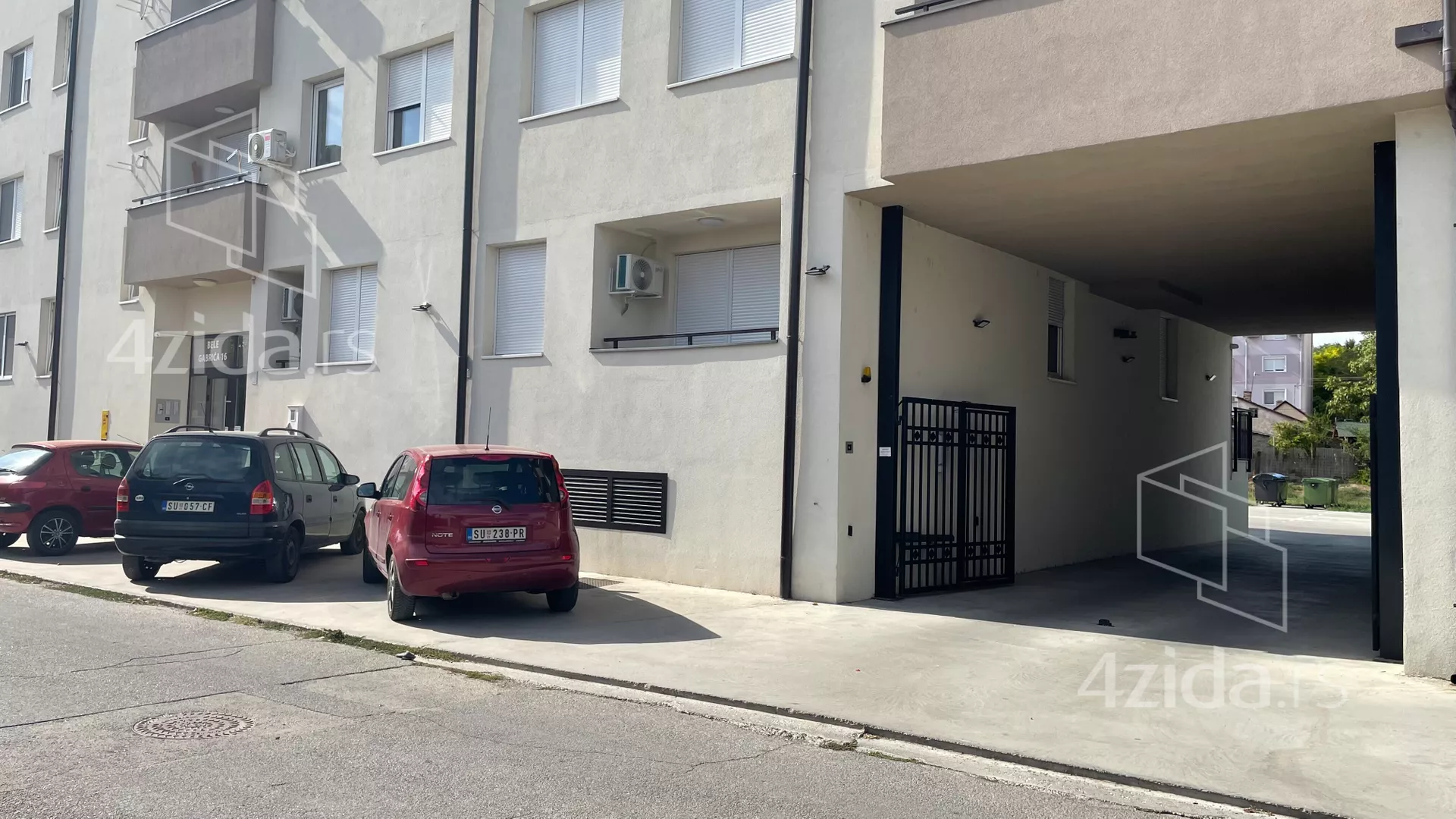 Parking | 4zida