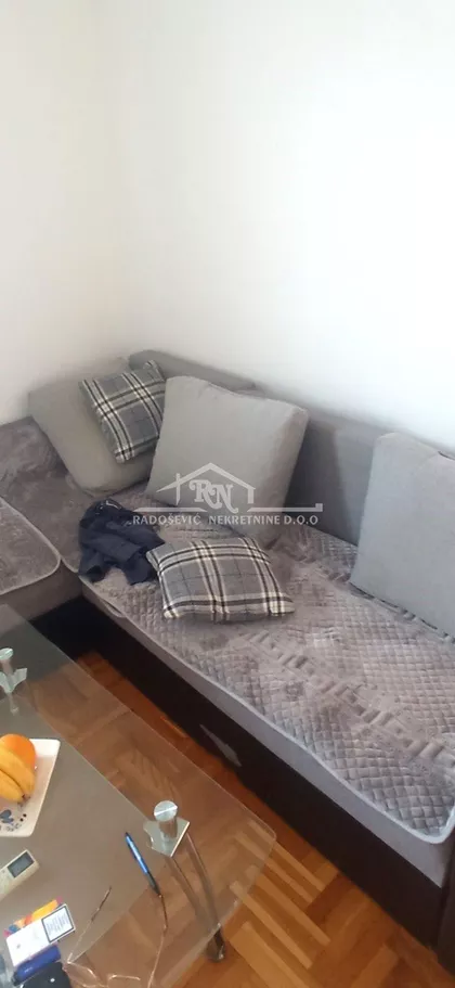 Branka Cvetkovića | 4zida.rs