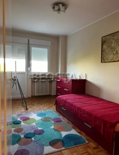 Vrtlarska | 4zida.rs