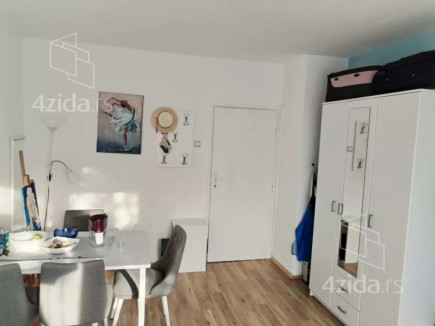 Garsonjera | 4zida