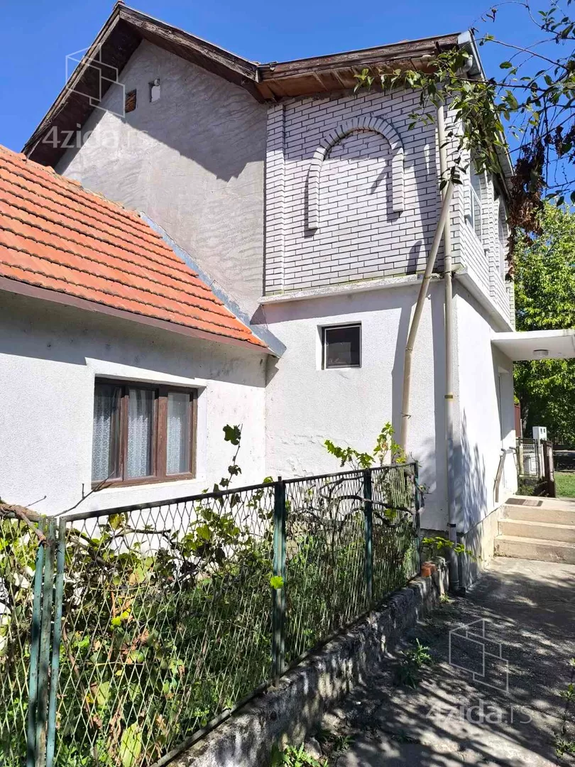 2-etažna kuća | 4zida