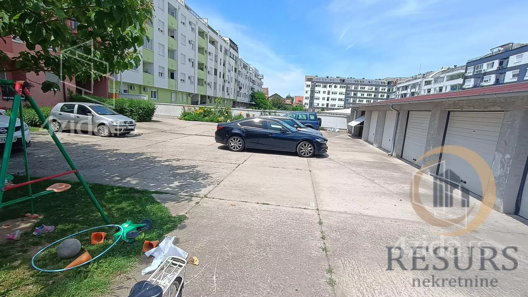 Garaža | 4zida