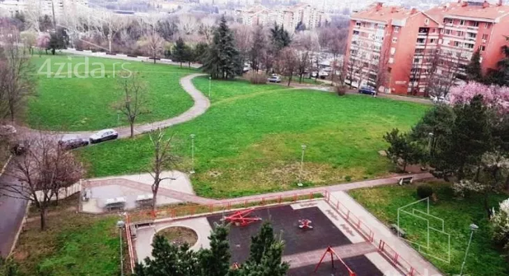 Troiposoban stan | 4zida