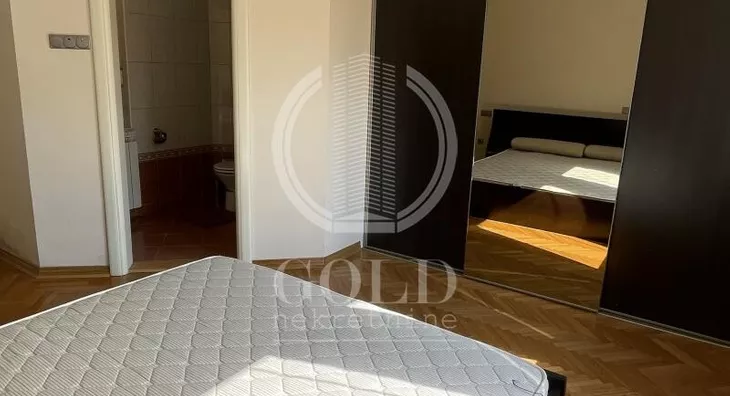 4-etažna kuća | 4zida