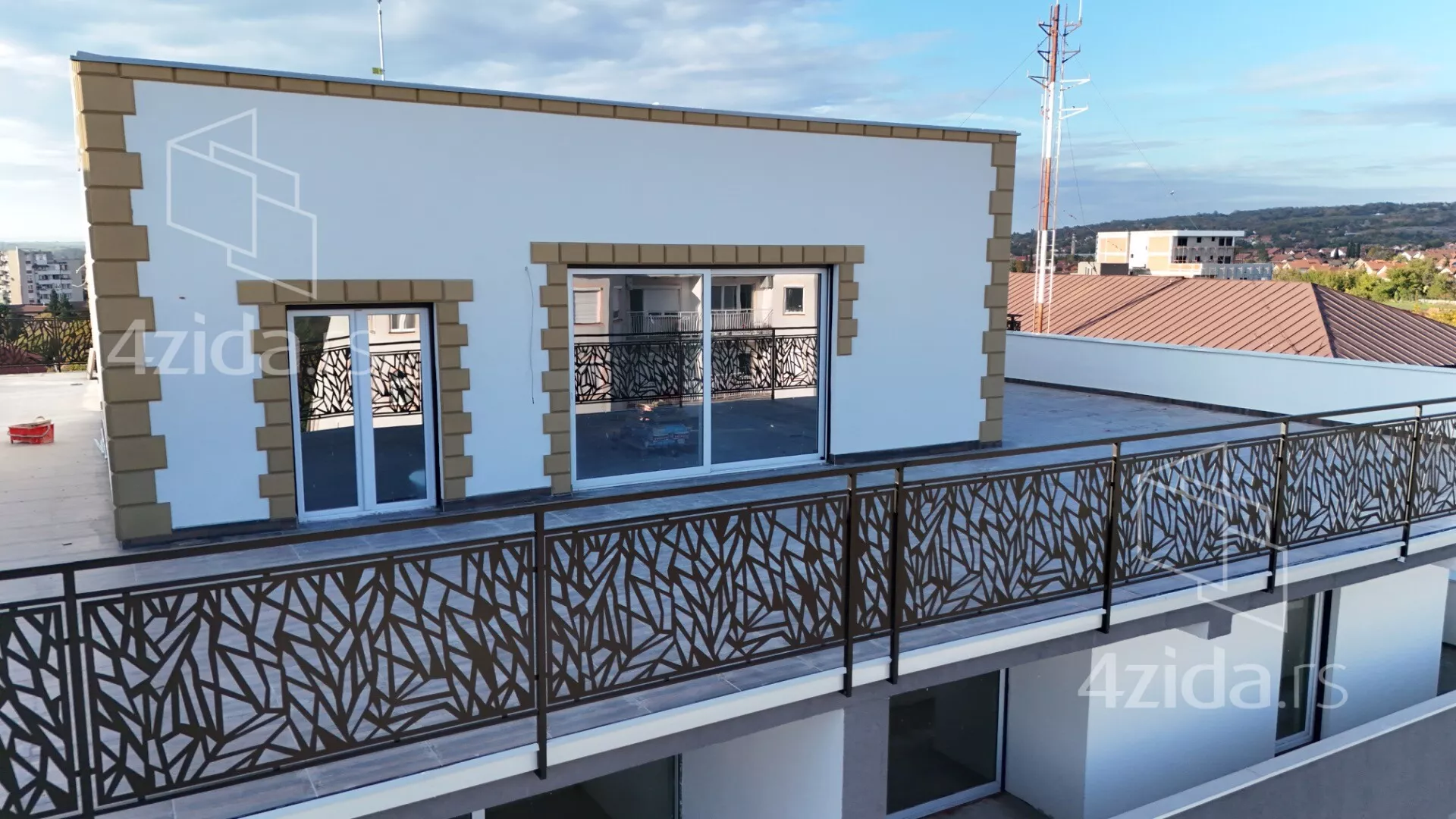 Petosoban stan | 4zida