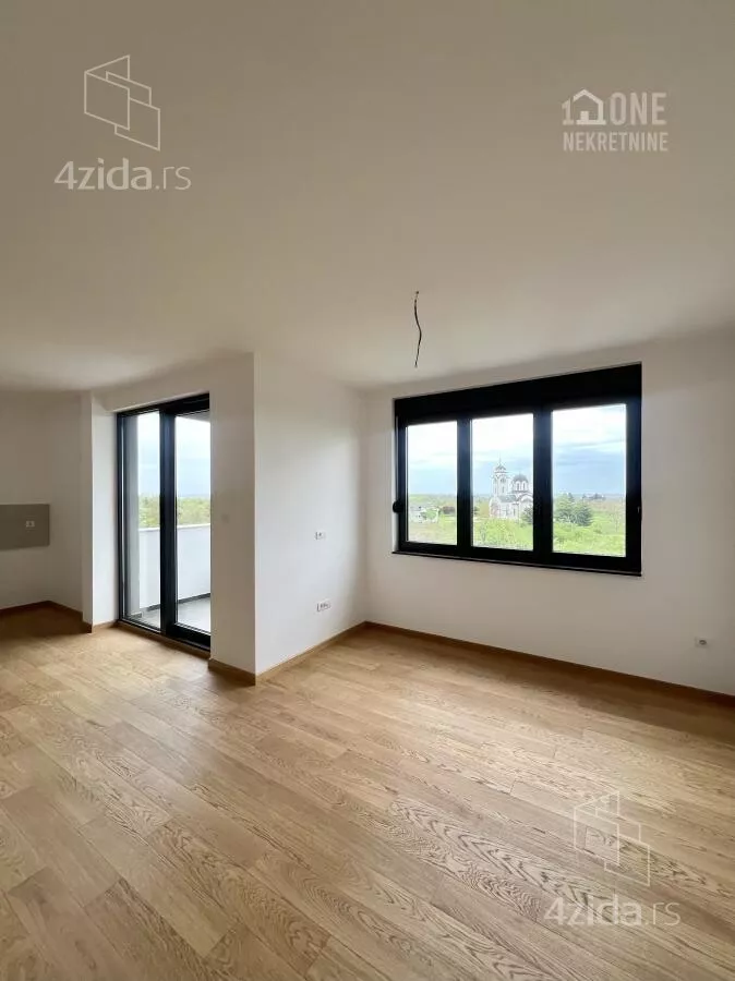 Četvoroiposoban stan | 4zida