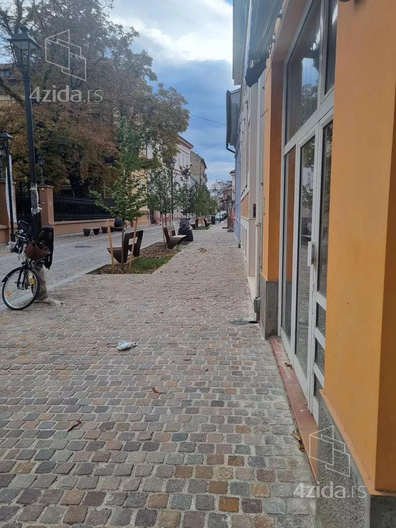 Ugostiteljski objekat | 4zida