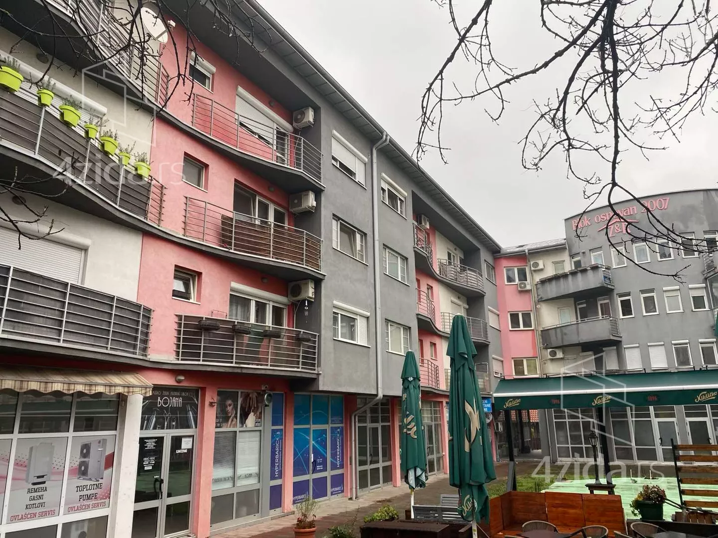 Trosoban stan | 4zida