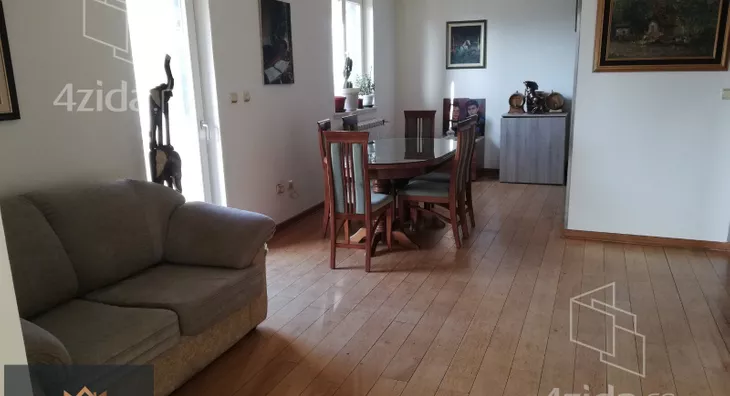 Četvorosoban stan | 4zida