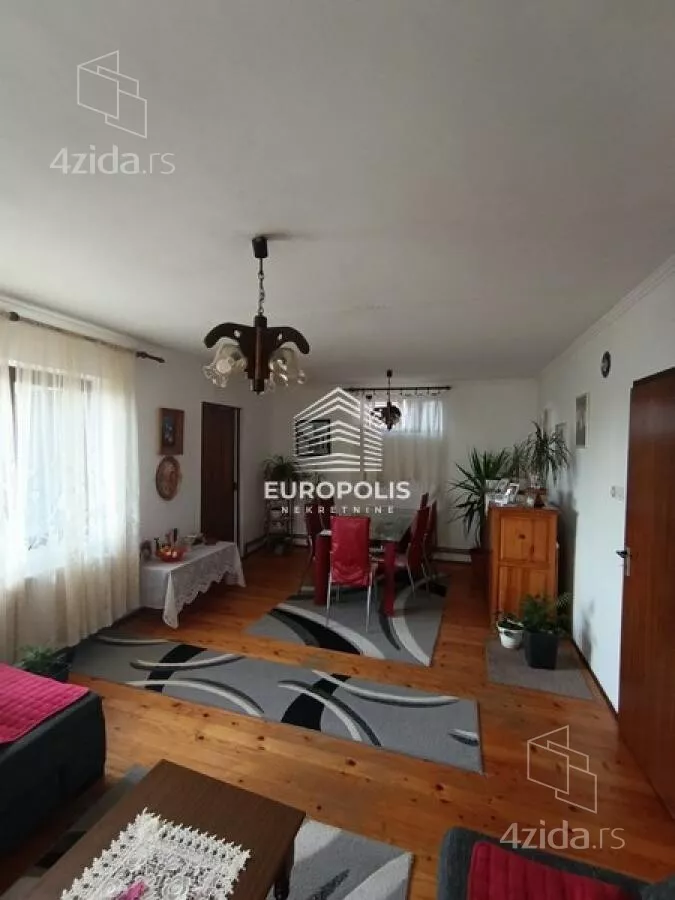 Kuća | 4zida