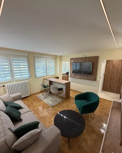 Studentska | 4zida.rs