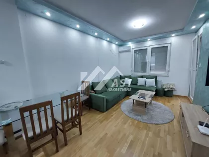 Gorana Jojića | 4zida.rs