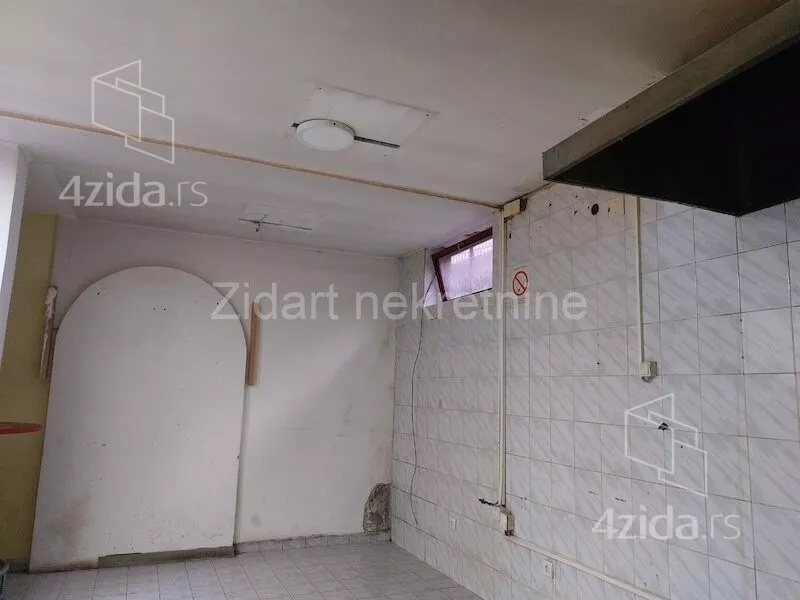 Lokal | 4zida