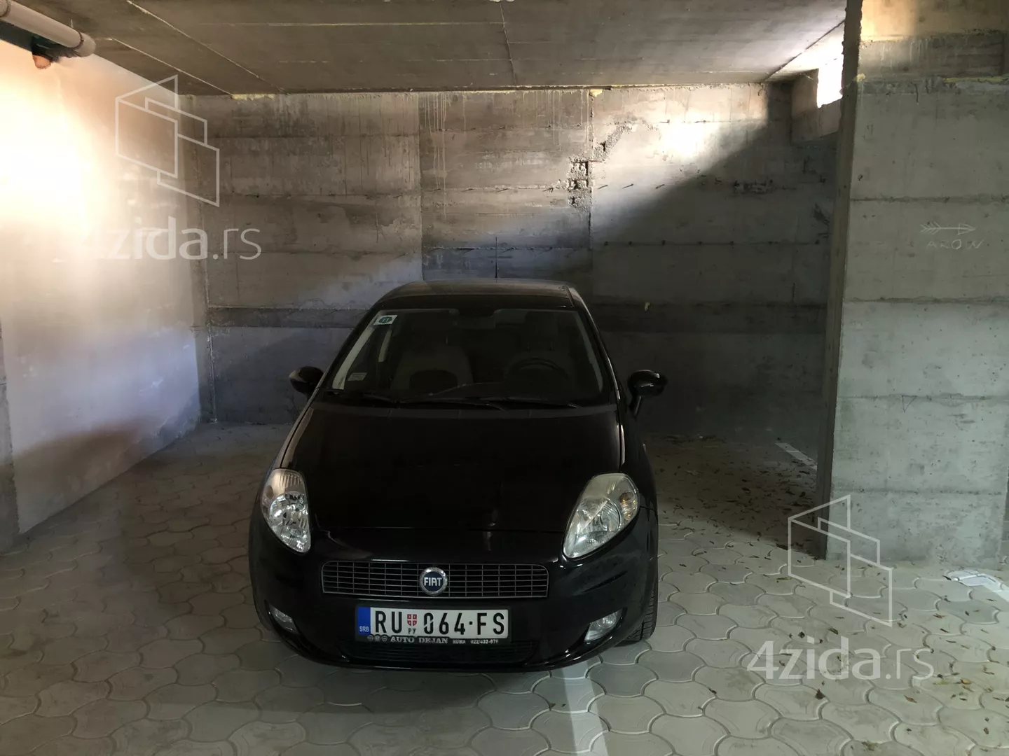 Garaža | 4zida