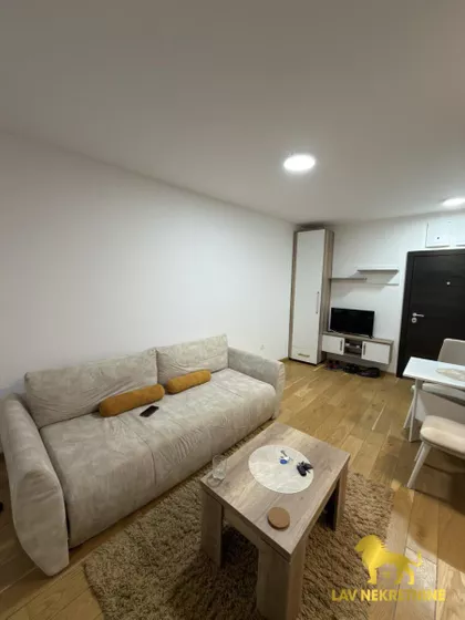 DOŽA ĐERĐA | 4zida.rs