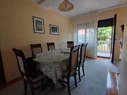 Surčin (mesto) | 4zida.rs