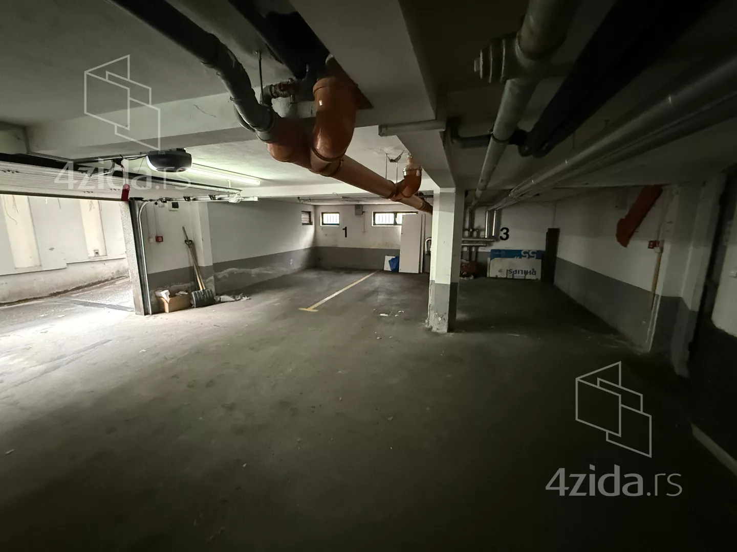 Garaža | 4zida