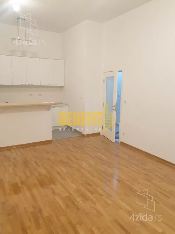Коммерческое помещение · 58 m² · Beograd