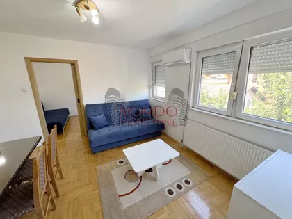 Dom Zdravlja | 4zida.rs