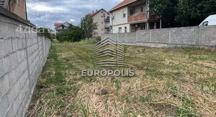 Građevinsko zemljište | 4zida