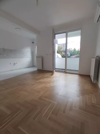 Milana Rakića | 4zida.rs