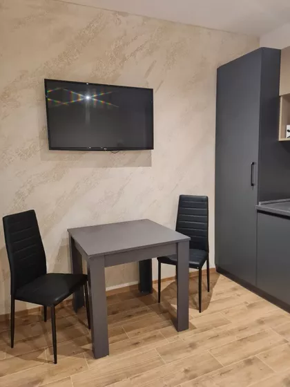 Adolfa Singera | 4zida.rs