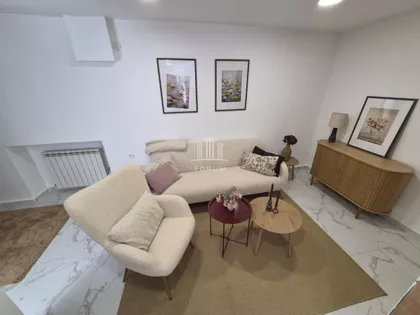 Stari Grad | 4zida.rs