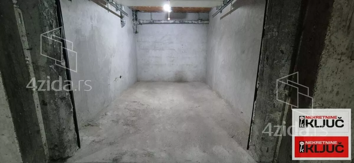 Garaža/Parking | 4zida