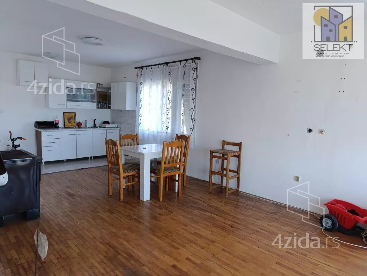 Kuća | 4zida