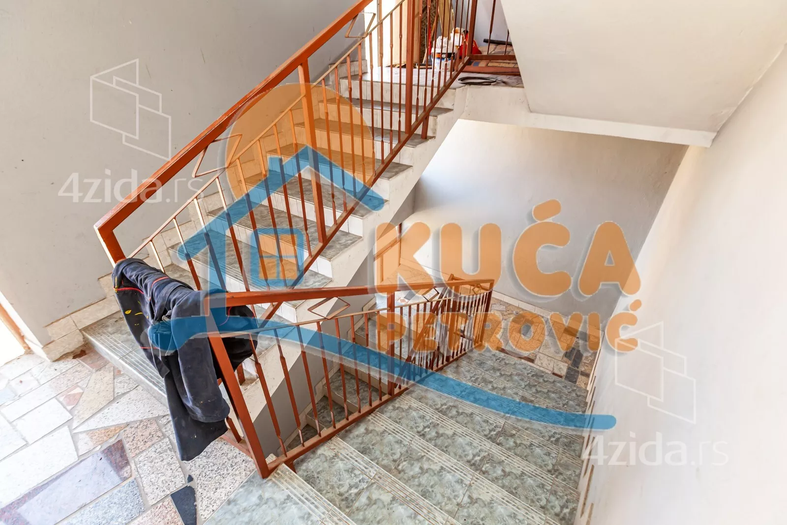 3-etažna kuća | 4zida