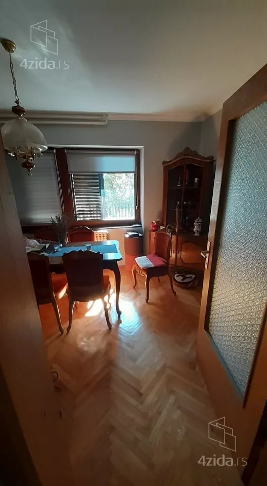 3-etažna kuća | 4zida