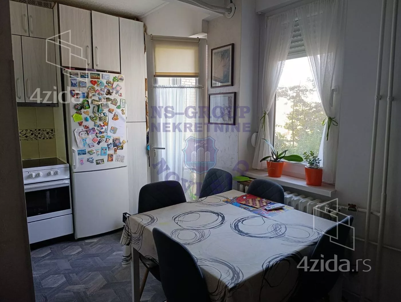 Dvoiposoban stan | 4zida