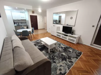 Ćirpanova 6 | 4zida.rs