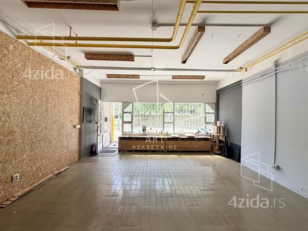 Lokal | 4zida