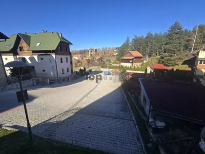 Zova | 4zida.rs