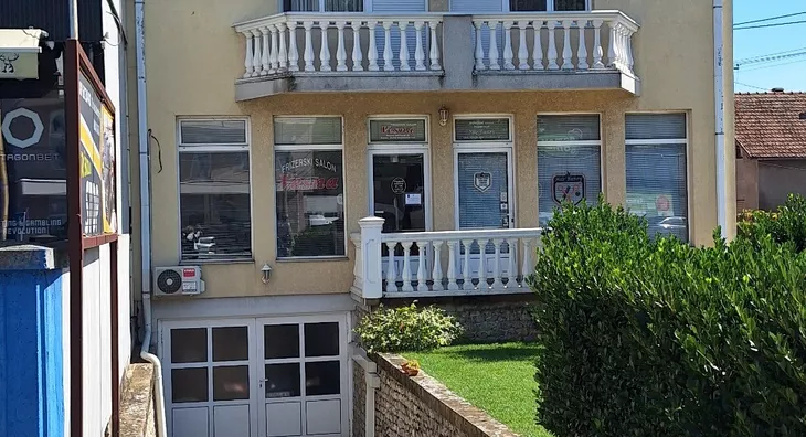 3-etažna kuća | 4zida