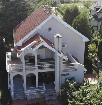 Gradske lokacije | 4zida.rs