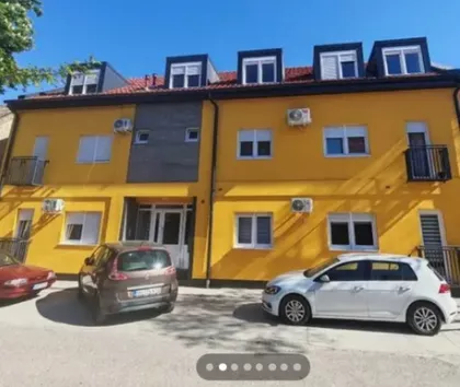 Adolfa Singera 18 | 4zida.rs
