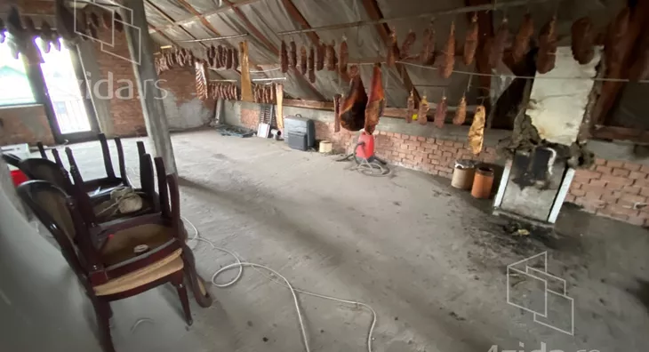 Šestosoban stan | 4zida