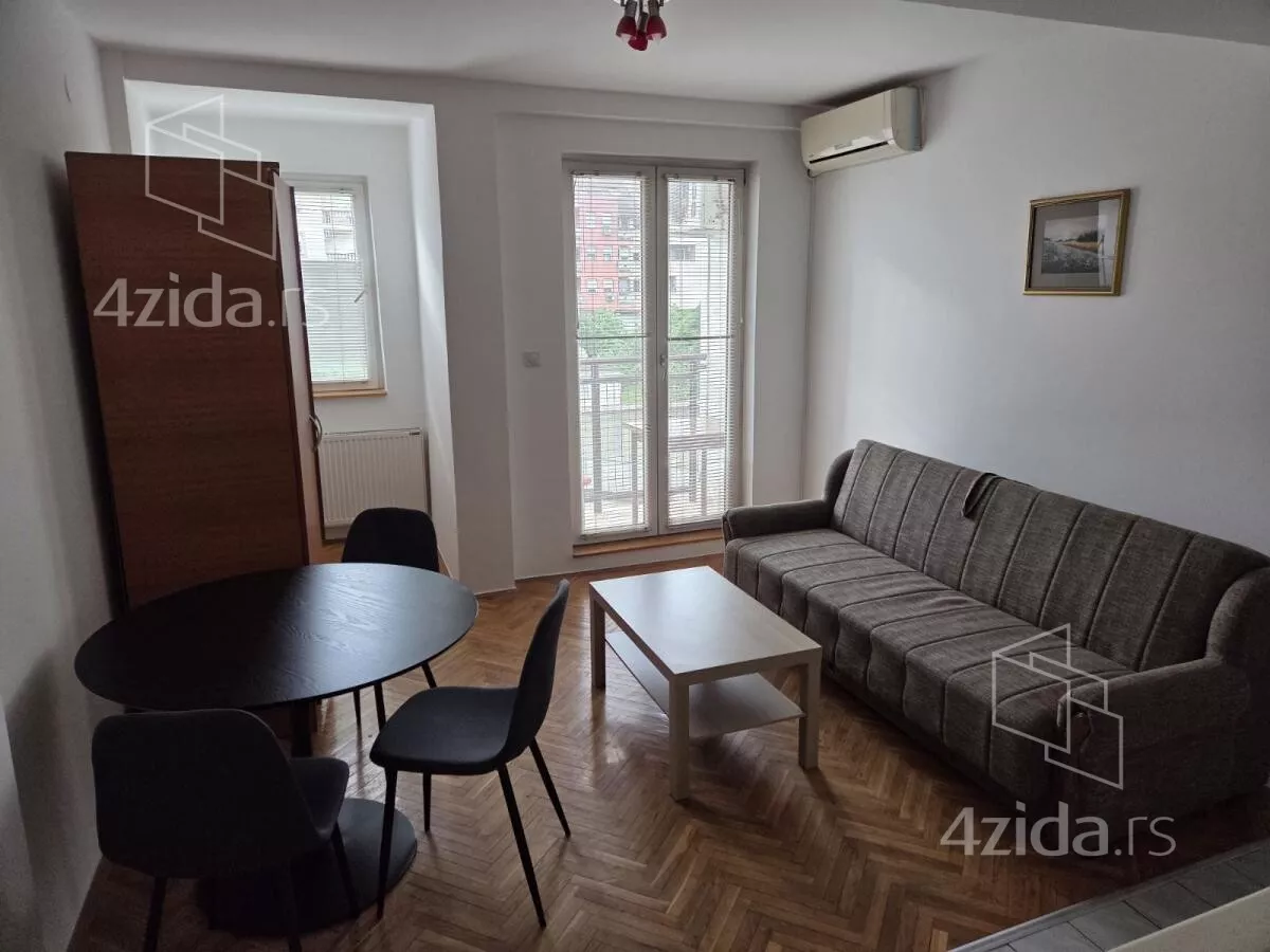Garsonjera | 4zida