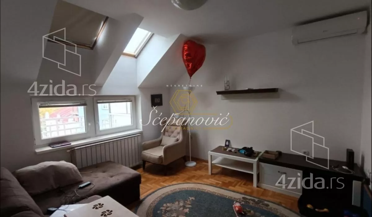 Petosoban stan | 4zida