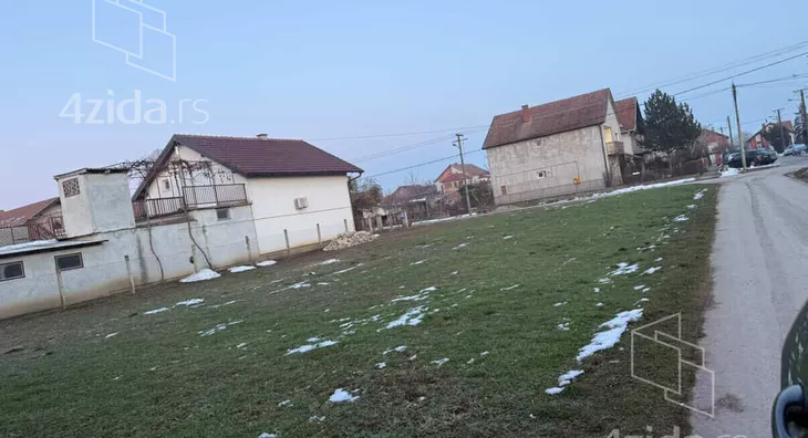 Građevinsko zemljište | 4zida