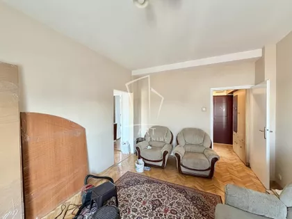 Ugrinovačka | 4zida.rs