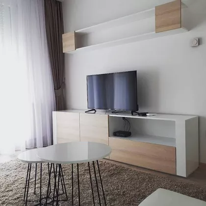 Đorđa Rajkovića 4 | 4zida.rs