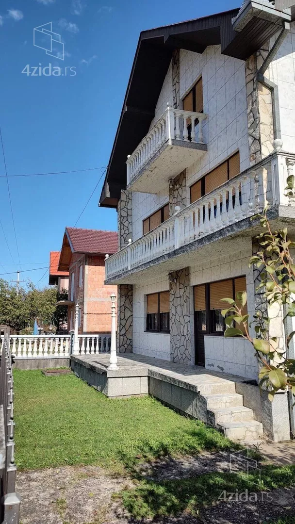 3-etažna kuća | 4zida
