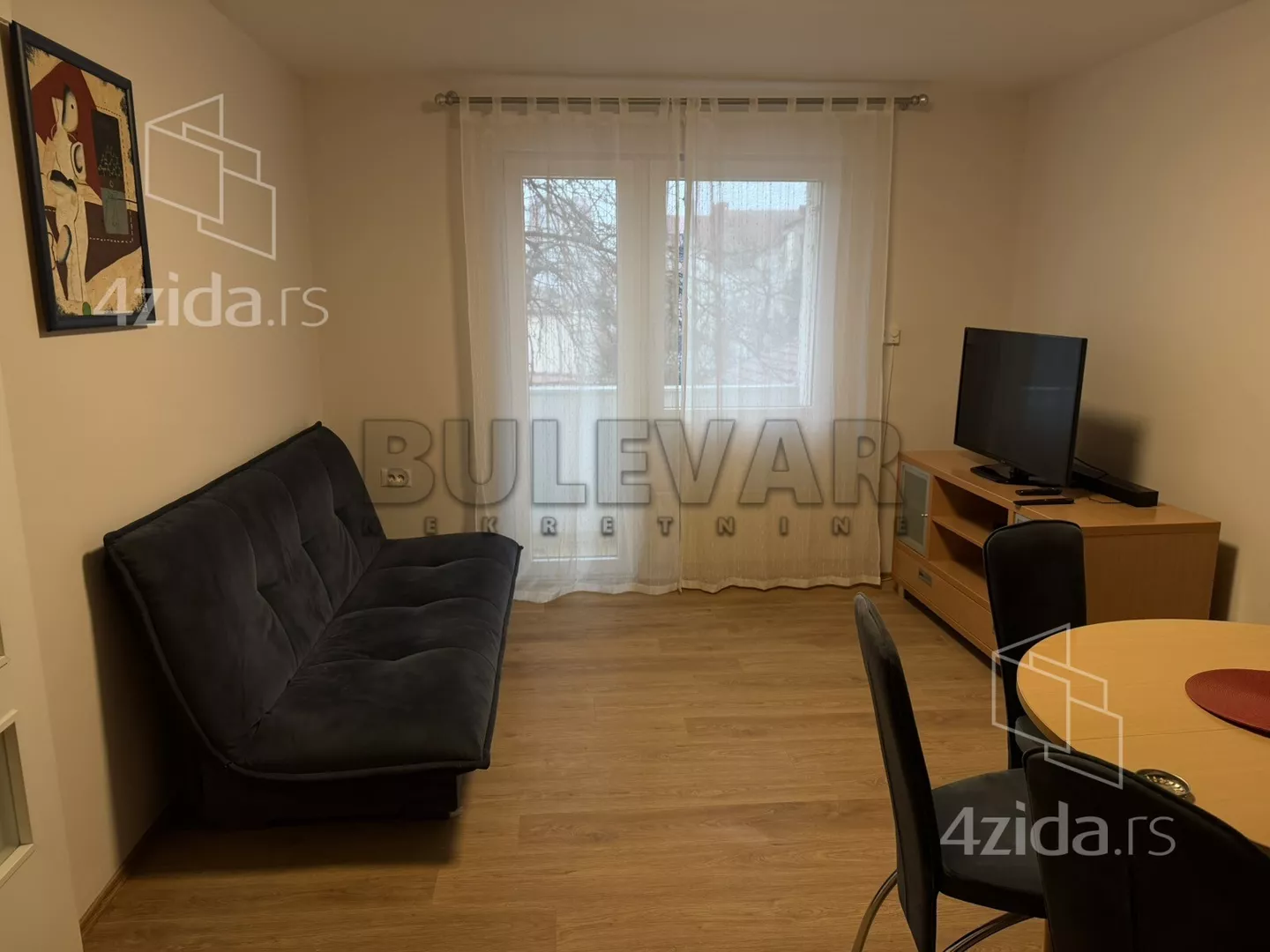 Dvoiposoban stan | 4zida